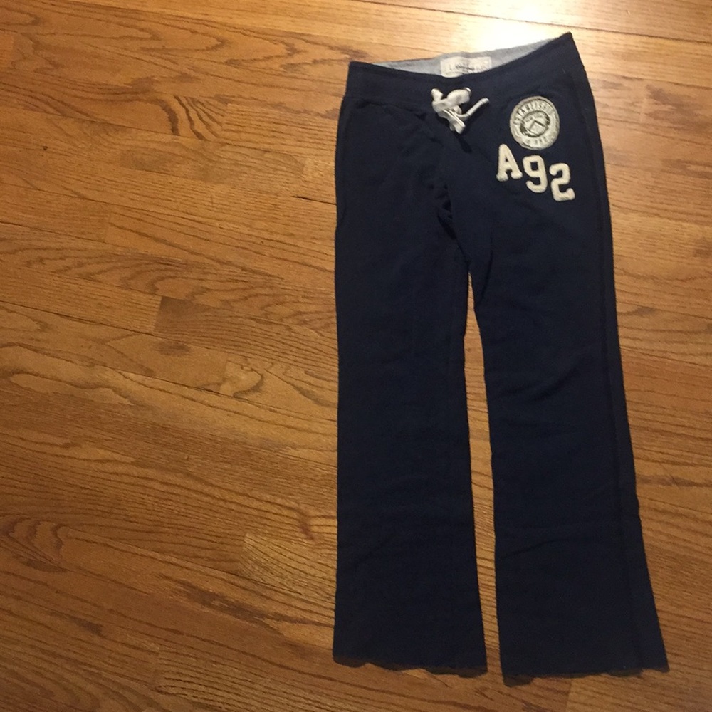 cute Abercrombie sweatpants💙💙💙
